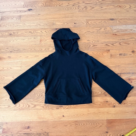 ALO Yoga Oversized Low Key Hoodie with Bell Sleeves in Black (Size XS) - Picture 6 of 11